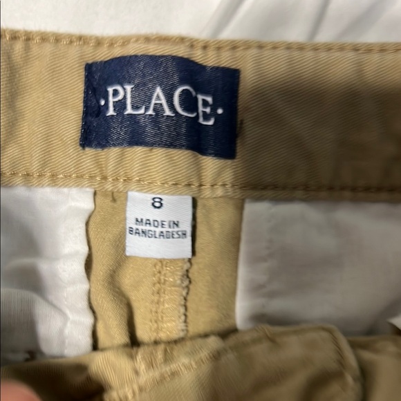 Boys size 8 Tan Cargo Shorts Trio children’s place and Cherokee - Picture 2 of 8